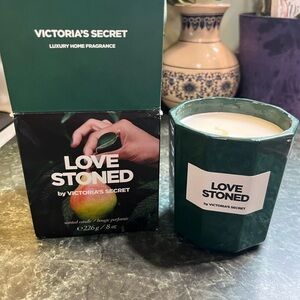 NIB Victoria's Secret Love Stoned Scented Candle